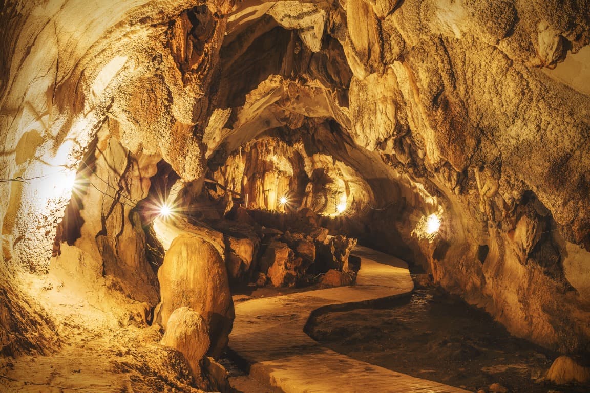 Cueva Tham Chang