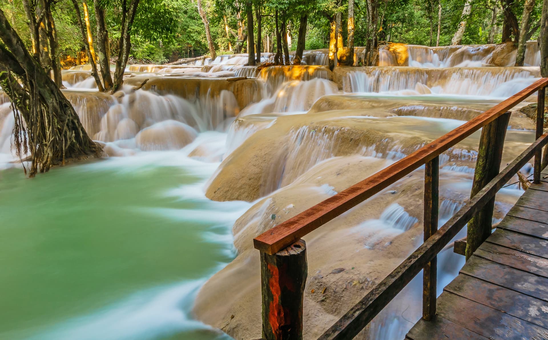 Cascada Tad Sae